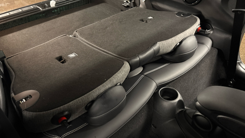 MINI Hatchback 135kW Cooper S Level 2 33kWh 3dr Auto Electric Hatchback